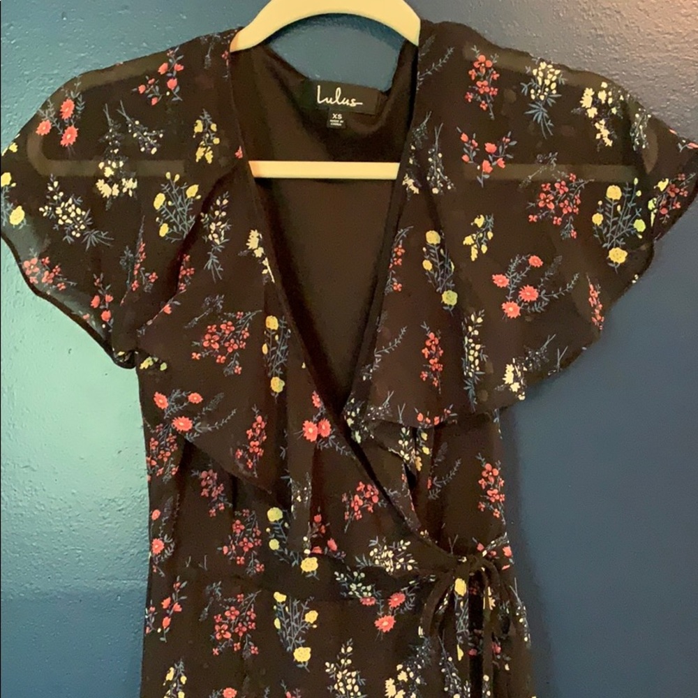 Lulu’s Black Maxi dress NWOT